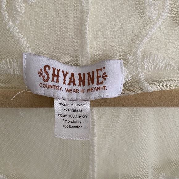 SHYANNE Shawl - Picture 2 of 4